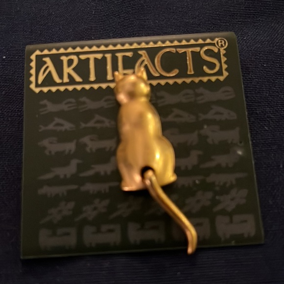 Artifacts Gold Tone Cat 🐈 Pin with movable tail - Picture 2 of 4